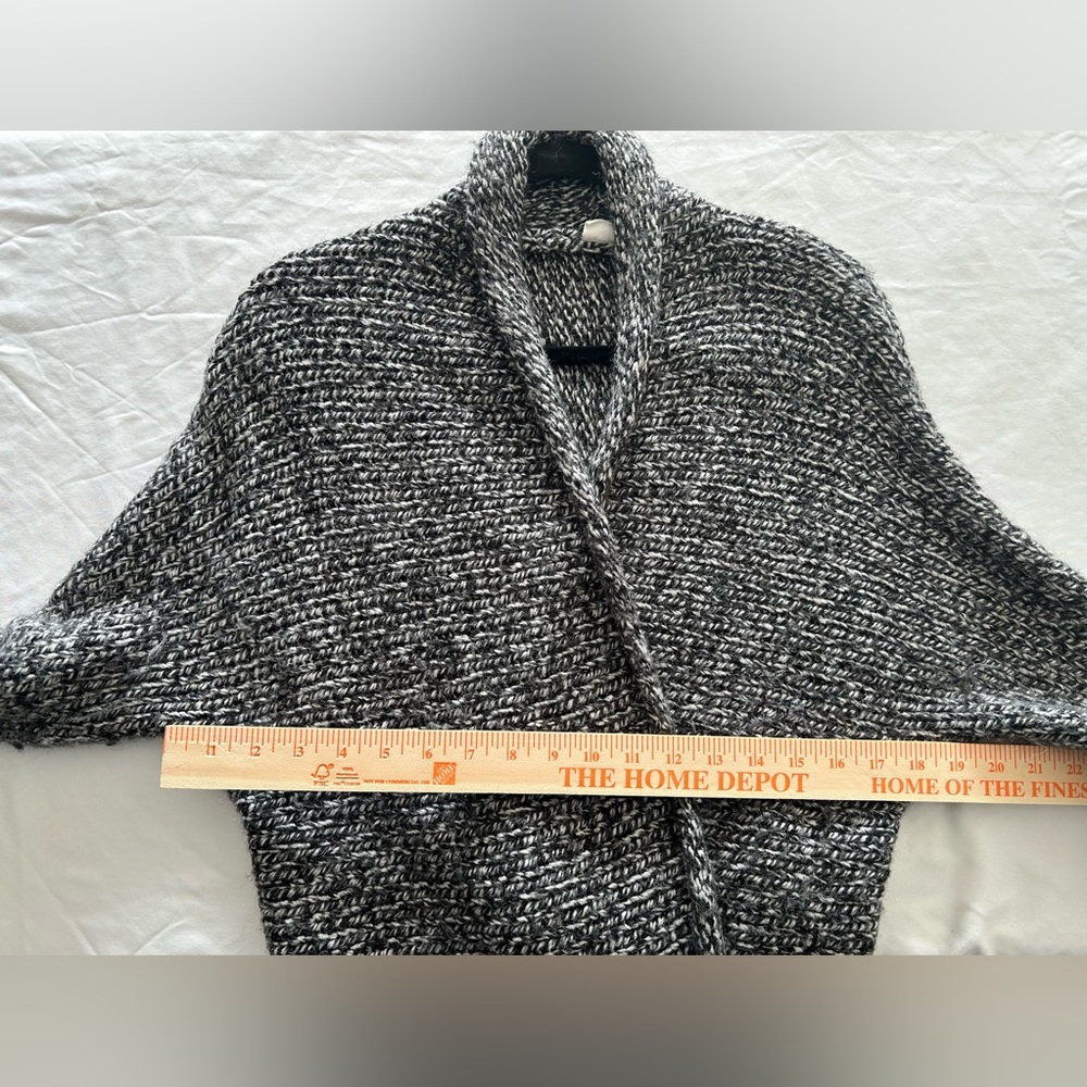 GAP Women's Marled Gray Knit Open Front Cardigan Sweater Shawl Pockets Size XS - Picture 6 of 7